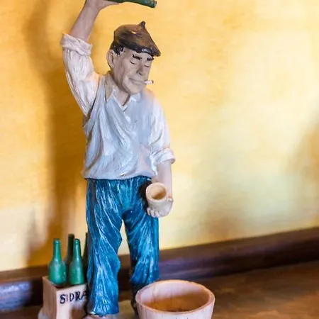 San Remo 2* Villaviciosa (Asturias)